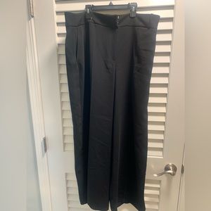 Exquise wide leg full length trousers